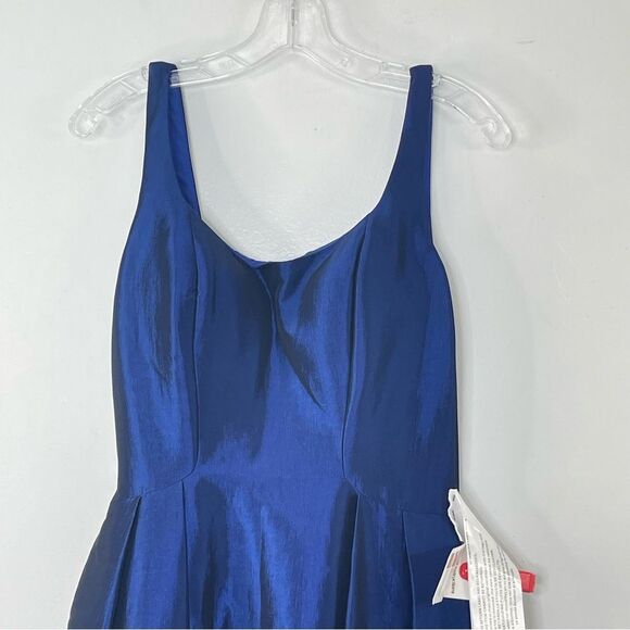 Mac Duggal 12225 Sapphire Front Slit Square Neck Ballgown With Train, Size 6 - Picture 4 of 13